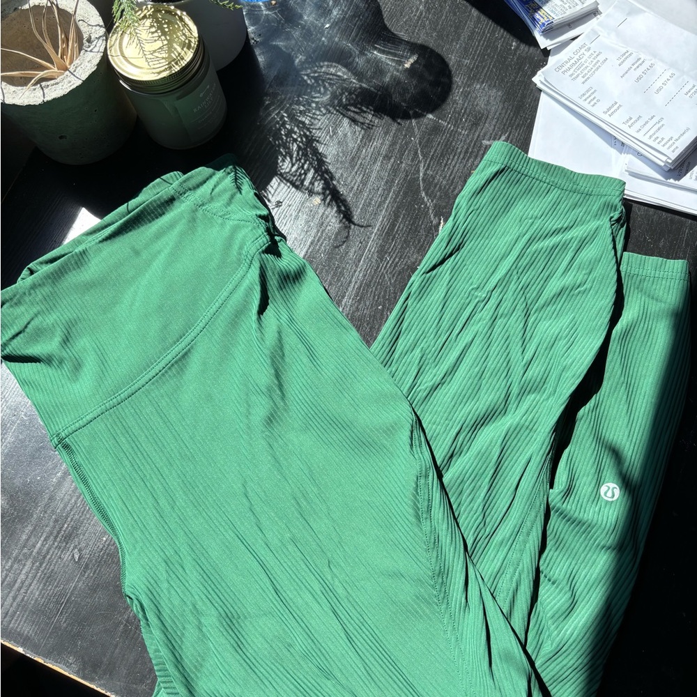 Lululemon Green ribbed leggings (size 14)